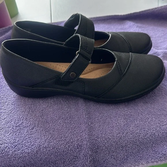 Clarks Cora Gema Mary Jane shoes - Picture 2 of 3